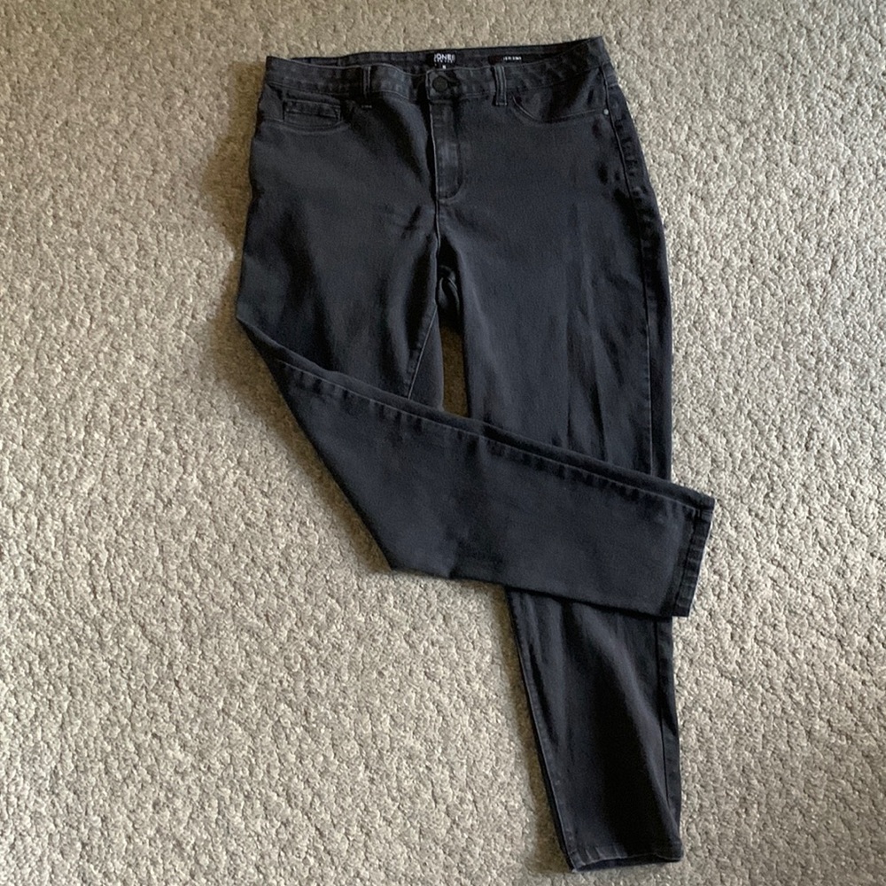 Jones New York Essex Skinny Jeans - Picture 1 of 5